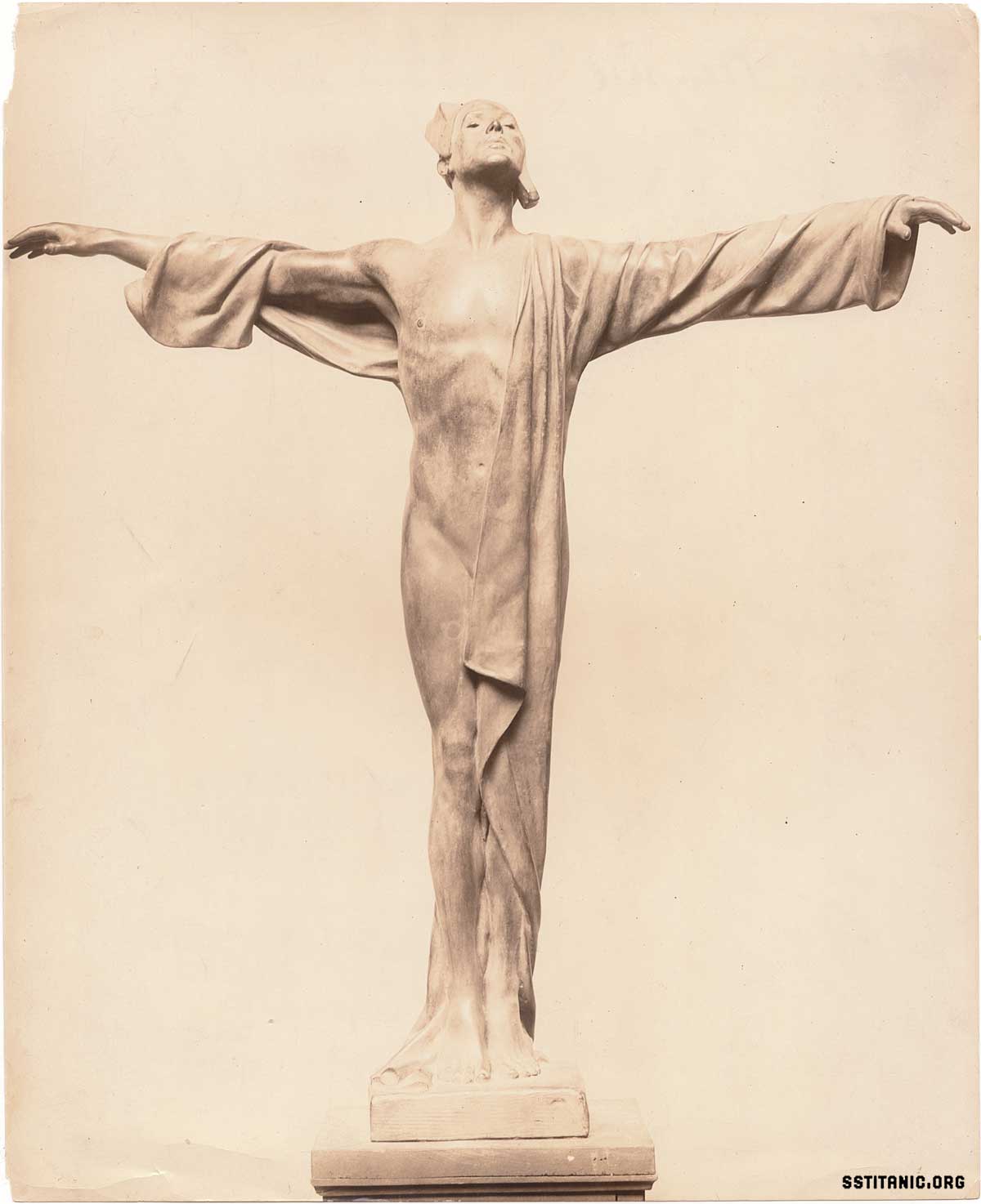 gertrude vanderbilt whitney sculpture memorial statue washington dc titanic 1912